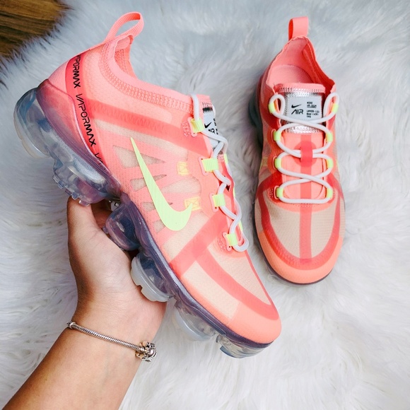 vapormax 2019 pink tint